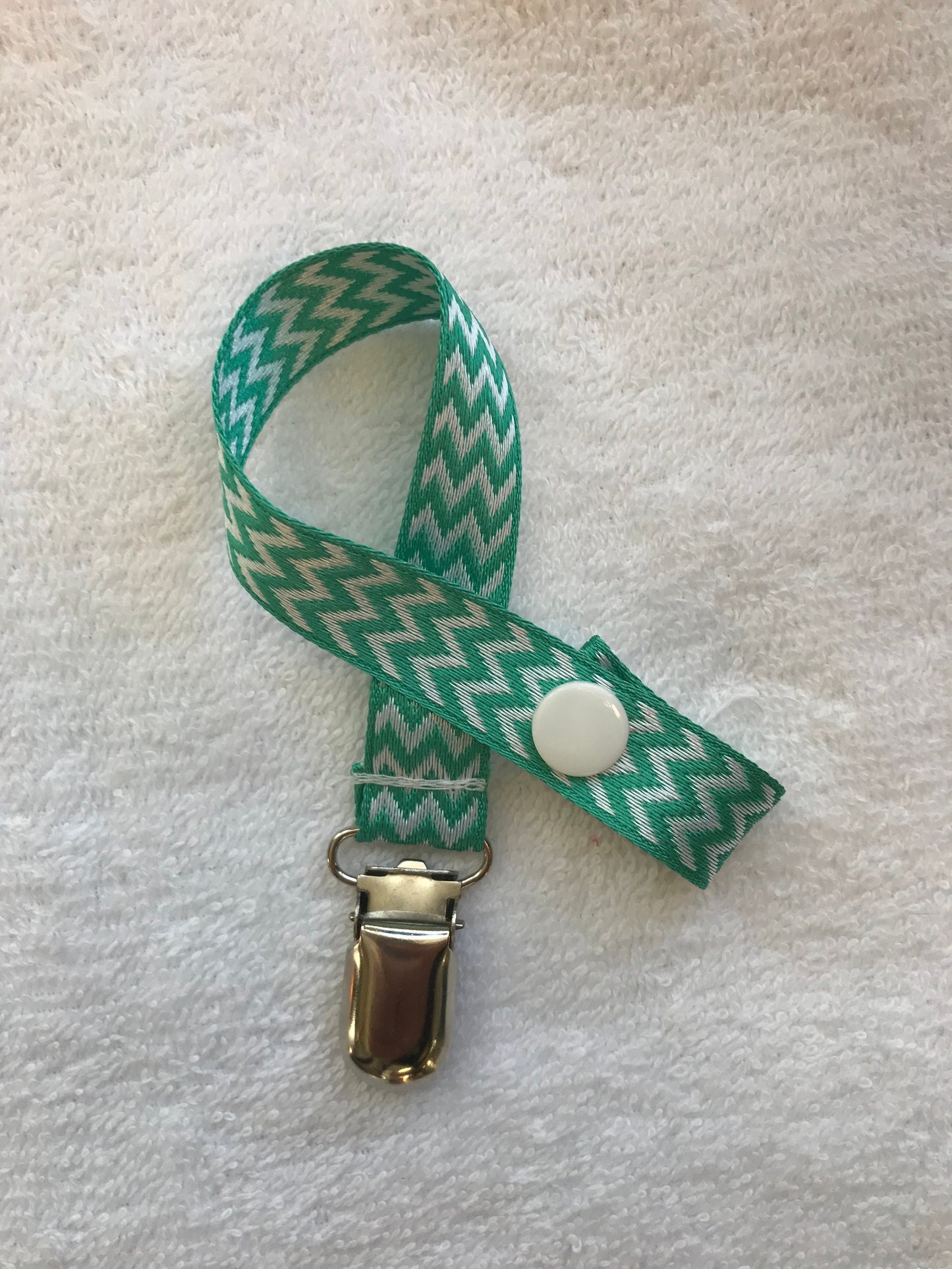 Ribbon Soother Clip